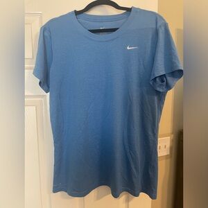 Nike XL women’s workout shirt
